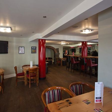 Cambrian Inn Tredegar Exterior foto